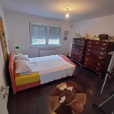 Dina Apartments Sarajevo Apartment
