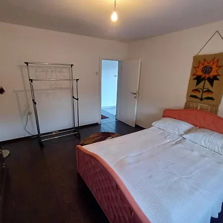 Dina Apartments Sarajevo *